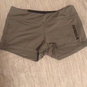 Virus intl Action Sport Performance shorts size S
